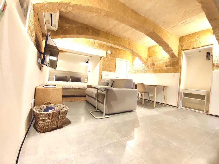 Ripple 23 Savynomad Harbour Residences La Valeta Exterior foto